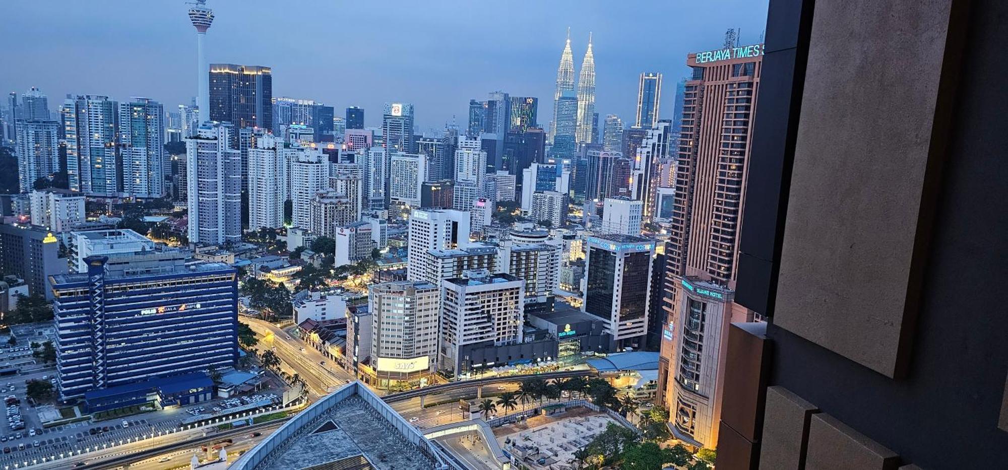 Lucentia Suites Klcc By Classy Kuala Lumpur Extérieur photo